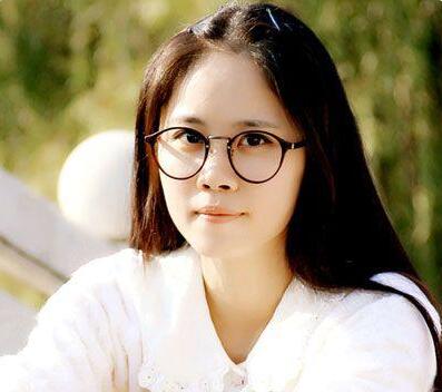 Ů�������°�ʾ���˱�����ñ!